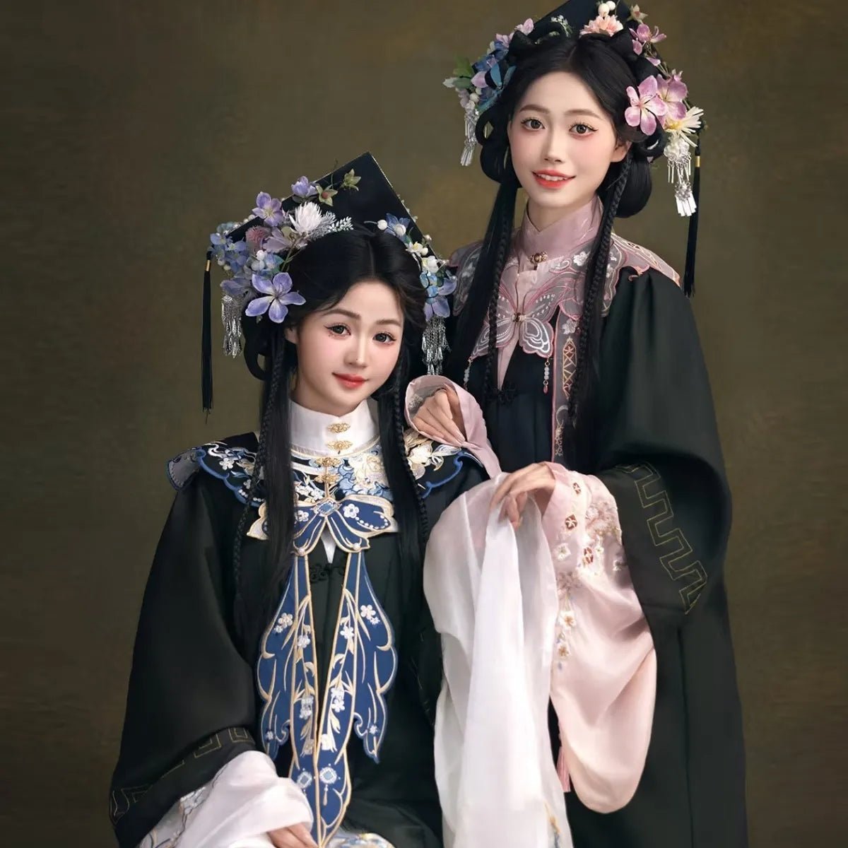 Chinese Style Bachelor's Graduation Blue Cloud Shoulder Red Yunjian Chinese Style Bachelor's Graduation Blue Cloud Shoulder Red Yunjian