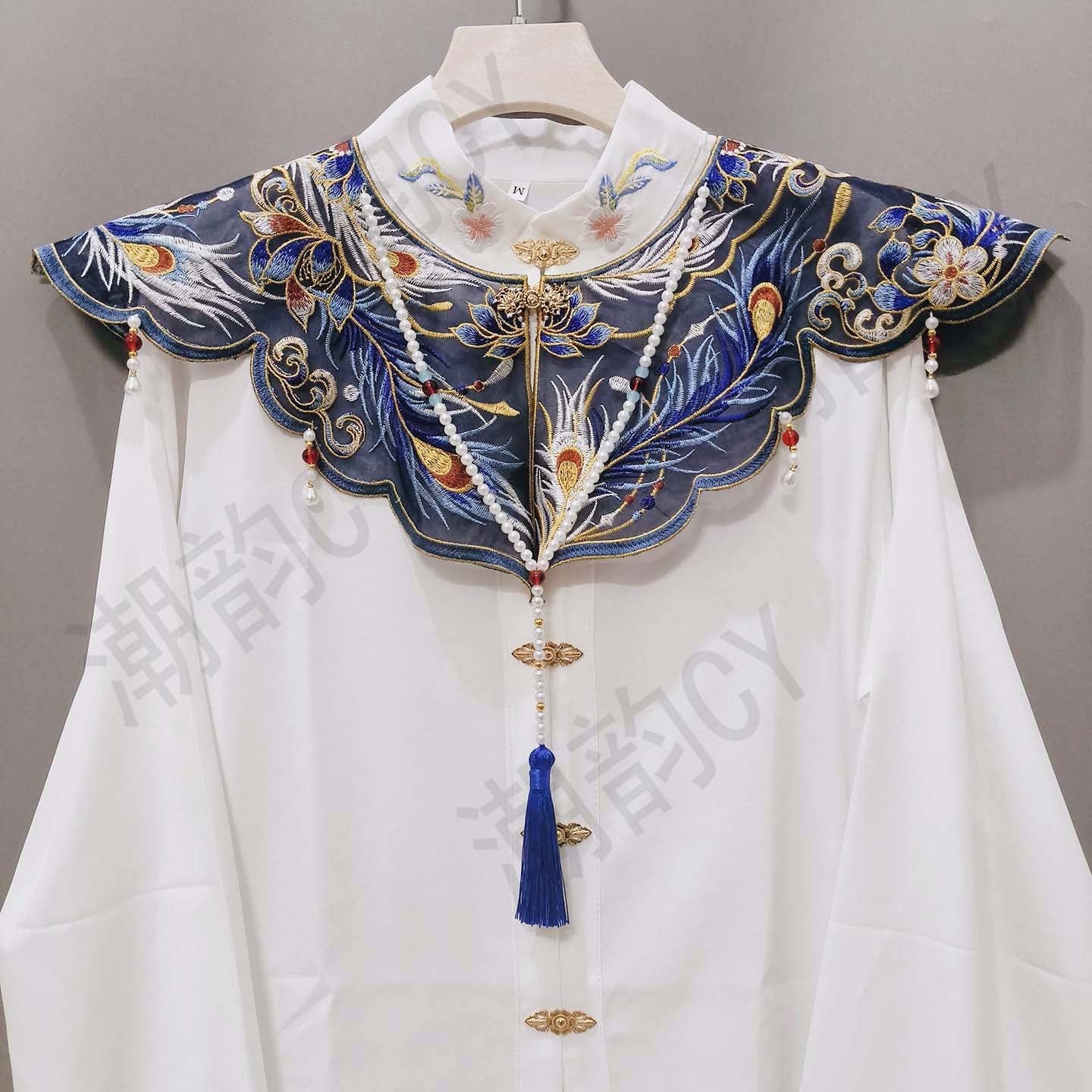 Blue Tasseled Yunjian Bachelor's Gown Cloud Collar Fake Collar Blue Tasseled Yunjian Bachelor's Gown Cloud Collar Fake Collar