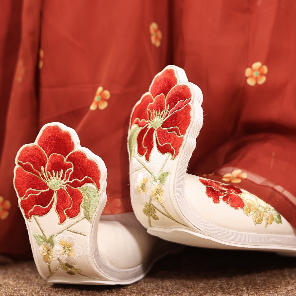 Camellia Tang Dynasty Hanfu Shoes - Jianxi Hanfu