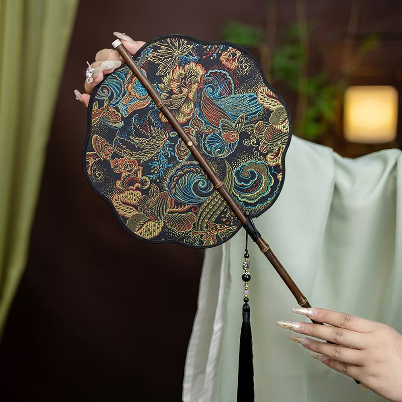 black hand fan waist fan chinese folding fan-Jianxi Hanfu