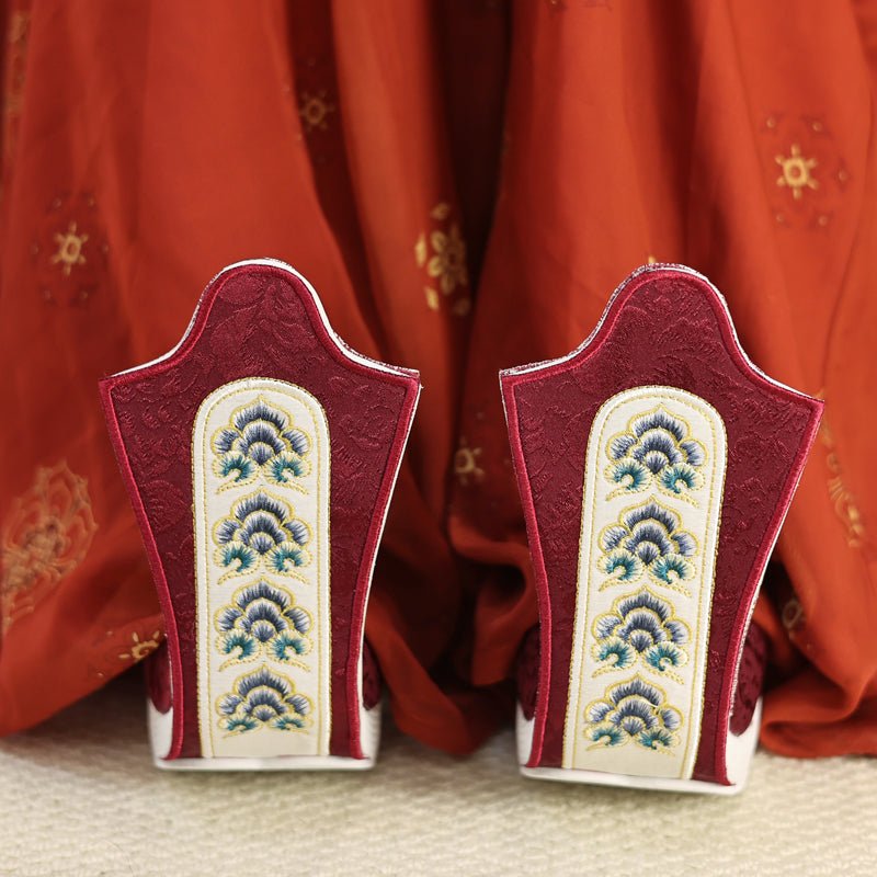 women's red shoes chinese style bride wedding shoes - Jianxi Hanfu