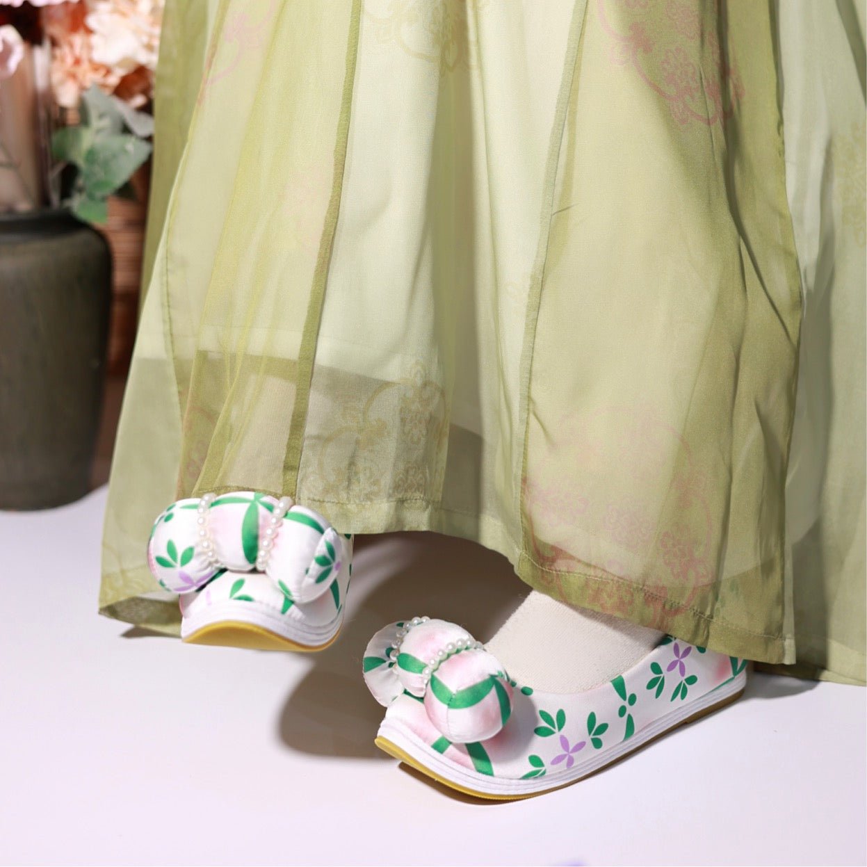 ming dynasty fashion shoes white hanfu shoes-Jianxi Hanfu