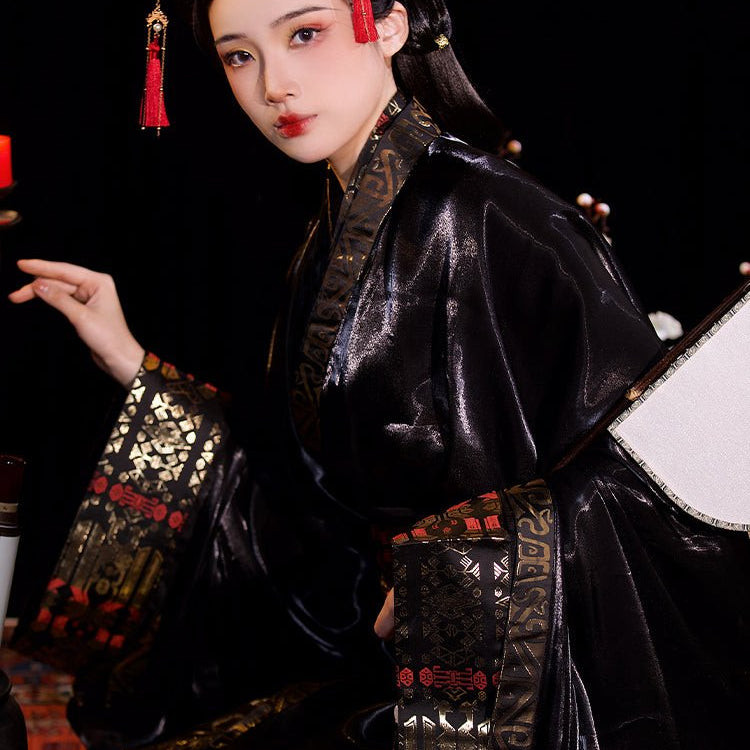 black robe Chinese traditional woomen's robe- Jianxi hanfu