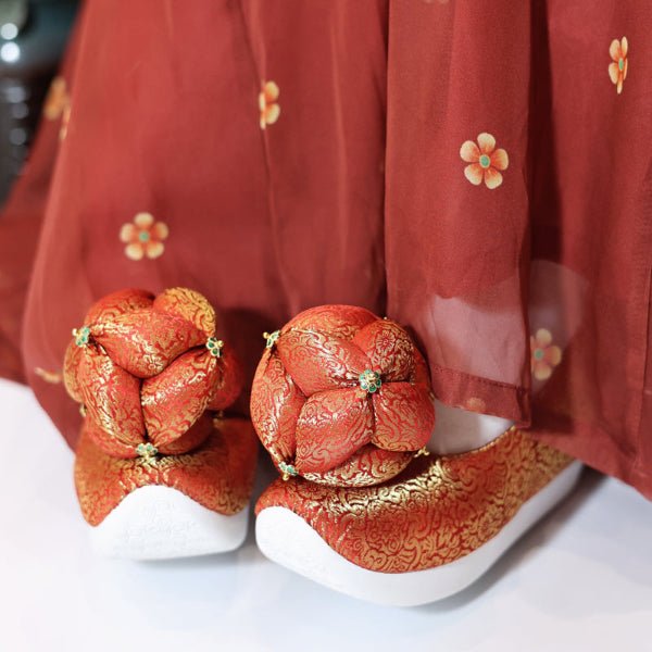 chinese wedding shoes bride red ball shoes-Jianxi Hanfu