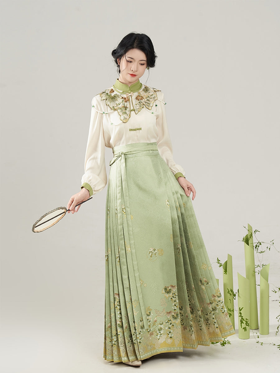 The latest collection of Yunjian-Cloud Collar by Zhizao Si