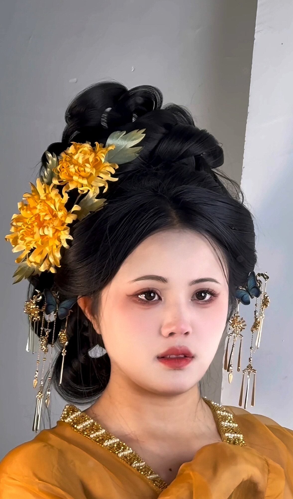 chinese style women's hanfu accessories gold tassel hairpin- Jianxi Hanfu