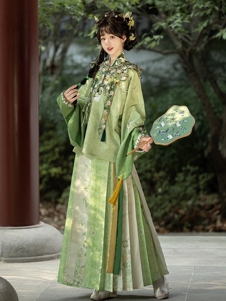 chinese style ming dynasty mamian skirt green yunjian collar - Jianxi Hanfu