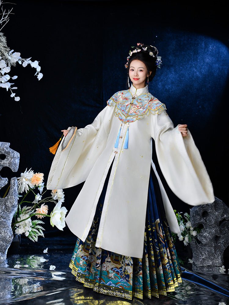 ming dynasty women's hanfu yunjian mamianqun skirt blue cloud collar - Jianxi Hanfu