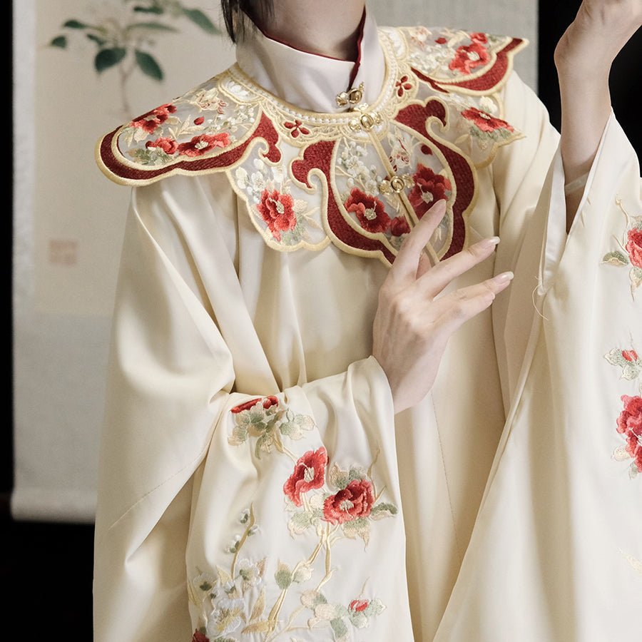 chinese mamianqun skirt yunjian cloud collar red flower - Jianxi Hanfu