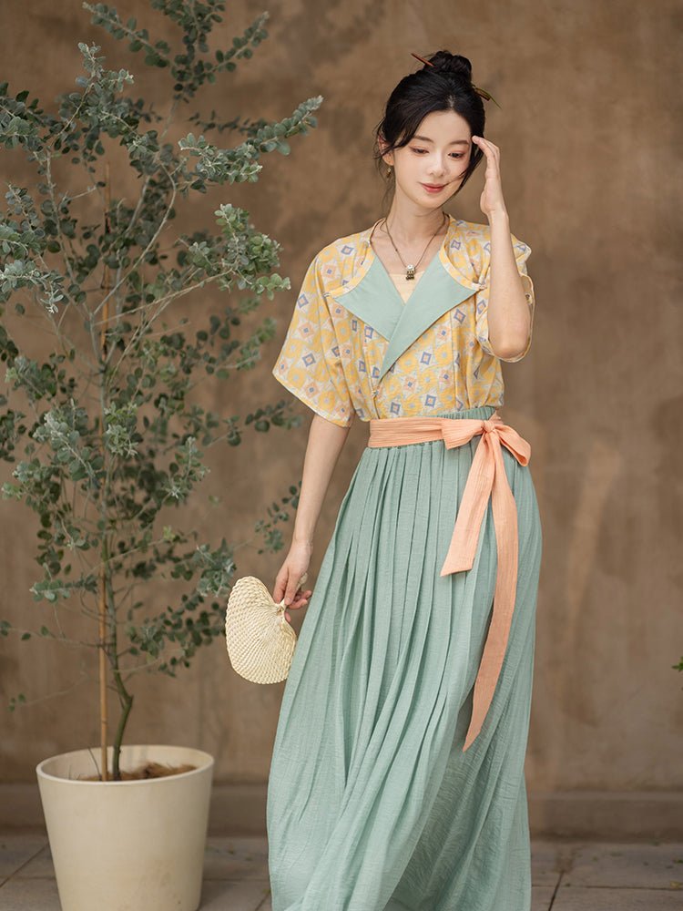 Tang Dynasty Women's Green Qiyao Ruqun Summer Lemon Dress Tang Dynasty Women's Green Qiyao Ruqun Summer Lemon Dress