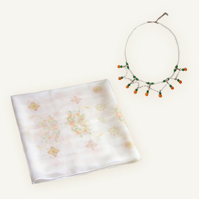 chinese tang dynasty women's white pibo necklace - Jianxi Hanfu