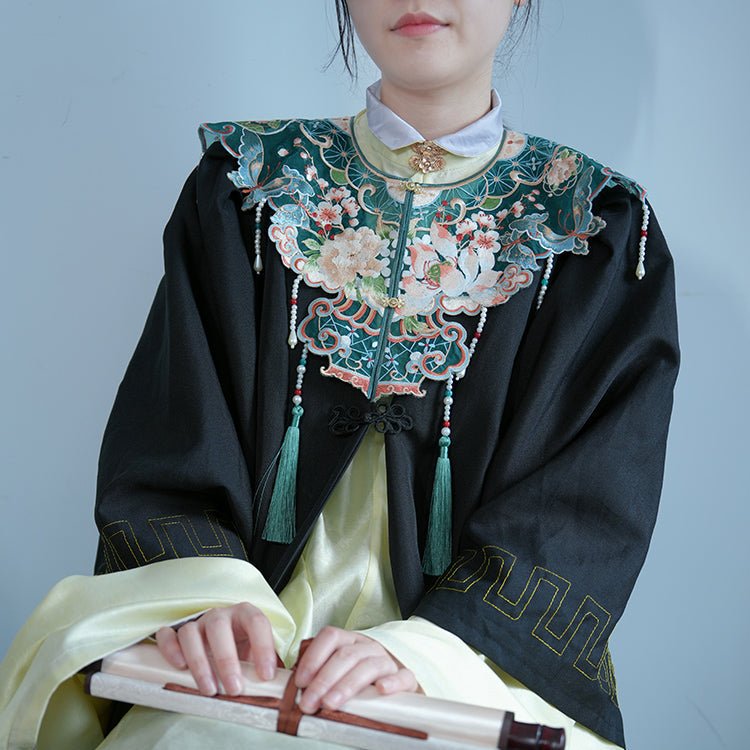 ming dynasty women's hanfu yunjian green cloud collar - Jianxi Hanfu